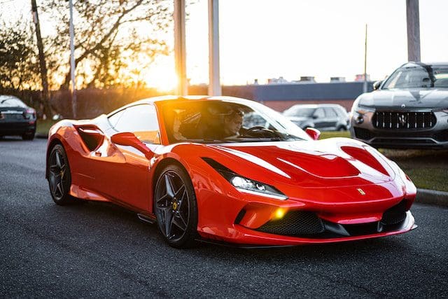 ferrari met crypto kopen