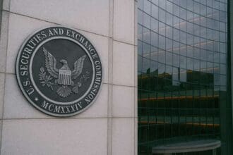 SEC stelt Avalanche en Cardano ETF beslissing uit