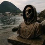 Satoshi standbeeld vernield: Bitcoin-fans starten actie voor herstel